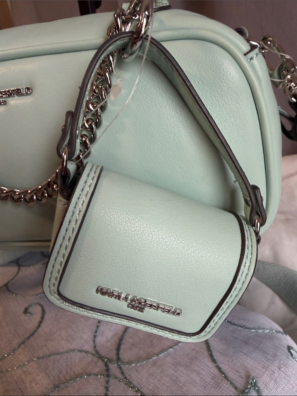 Karl Lagerfeld Zaylia Crossbody - Picture 4 of 12